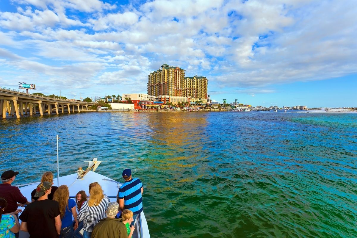 See Destin landmarks during a Destin dolphin sightseeing cruise