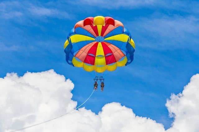 Sightseeing and parasailing in Destin-FWB