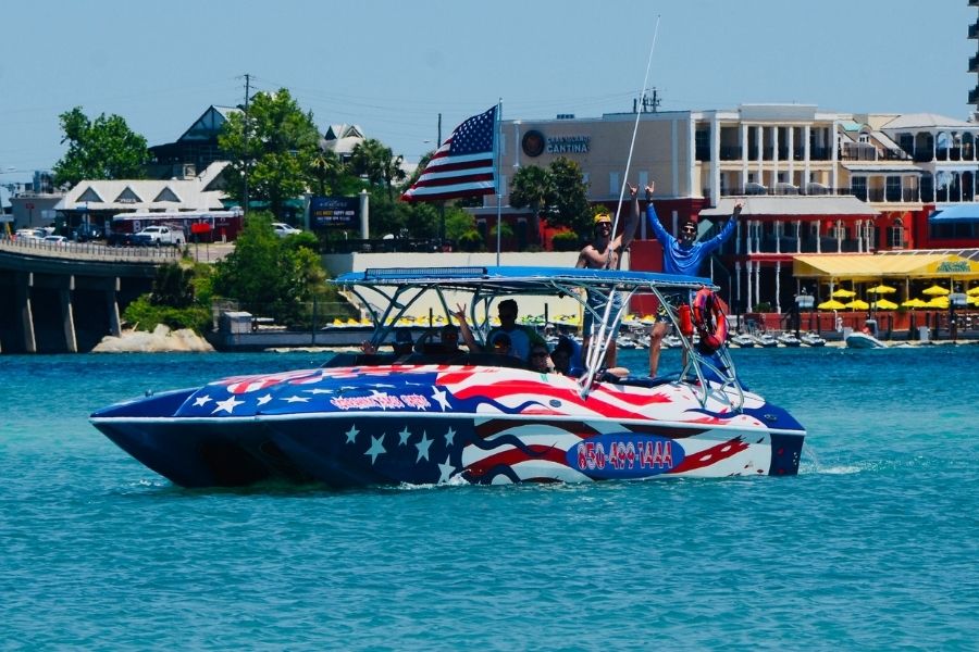 Destin dolphin cruise headed towards Crab Island